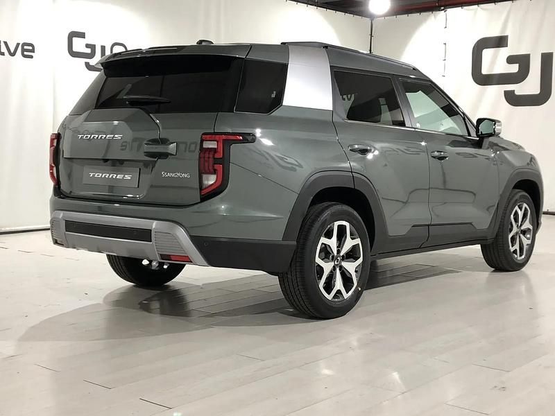 Usado KGM Torres 163 CV (119 kW) 2024 Gris SUV