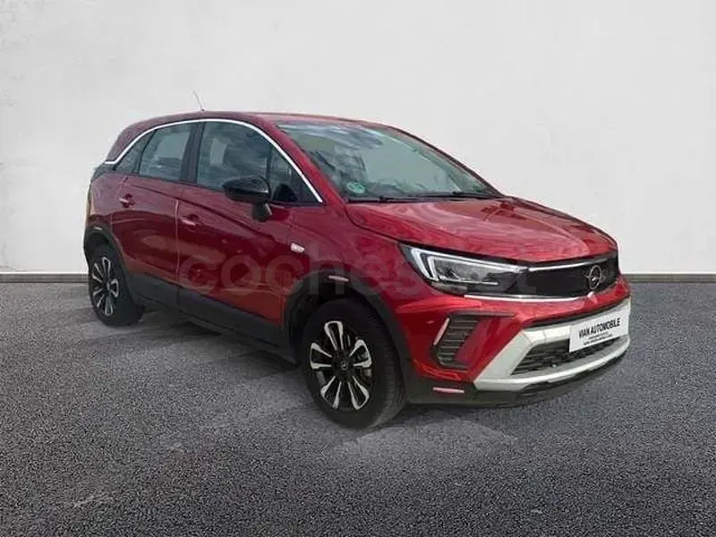 Usado Opel Crossland Business Elegance 120 CV (88 kW) 2022 Rojo SUV