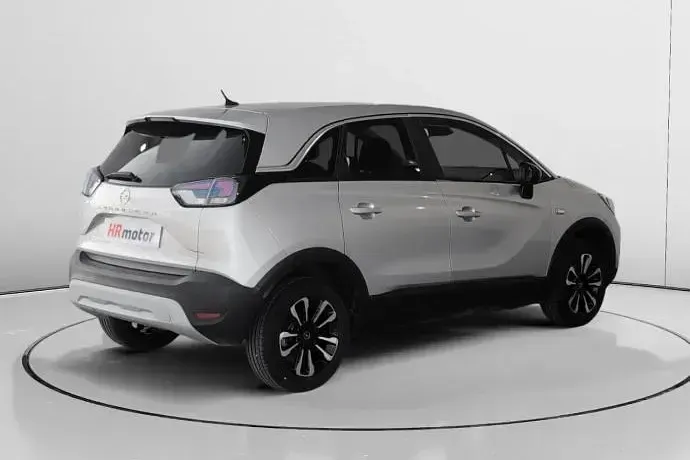 Usado Opel Crossland Elegance 110 CV (80 kW) 2024 SUV