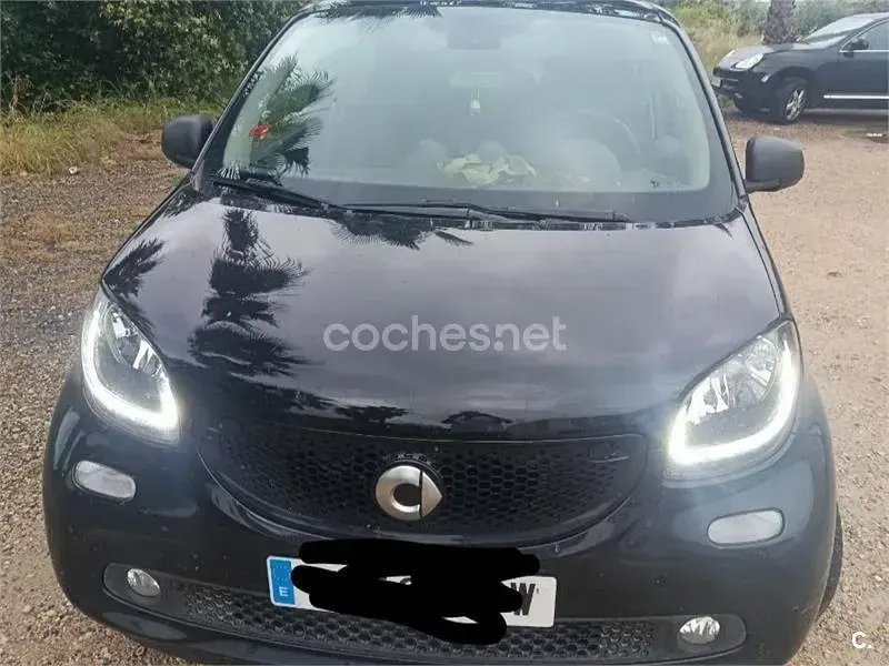 Usado Smart ForFour Prime 90 CV (66 kW) 2017 Negro Utilitario