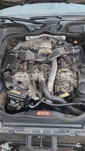 Usado Mercedes E320 Avantgarde 204 CV (150 kW) 2006 Gris / plata Berlina