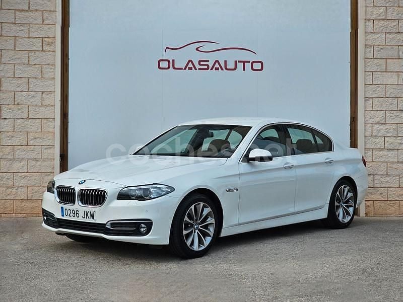 Blanco Usado 2015 BMW 520 Luxury Line Berlina | 18.599 € (Precio justo) - Imagen 1/4