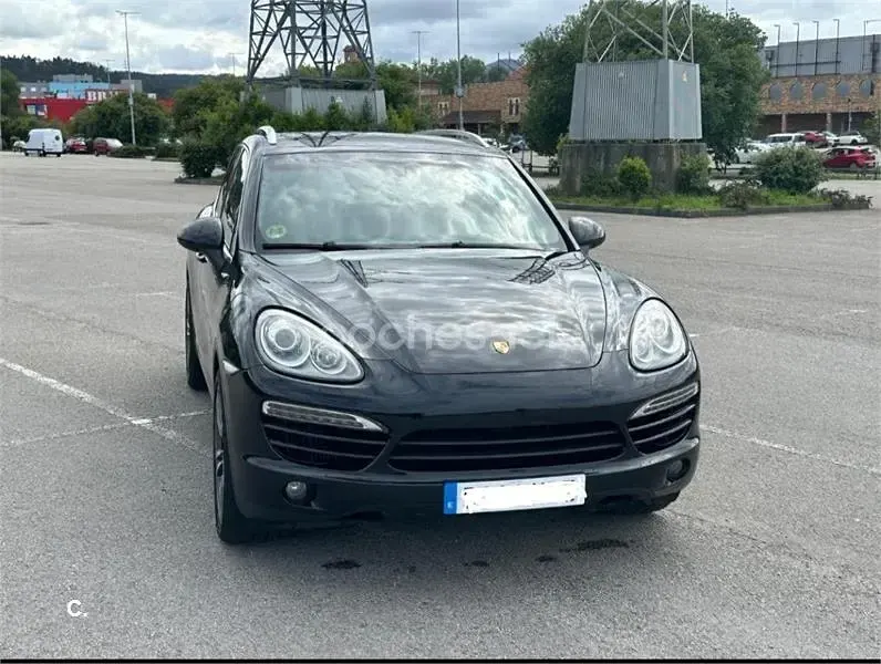Usado Porsche Cayenne 240 CV (176 kW) 2011 Negro SUV