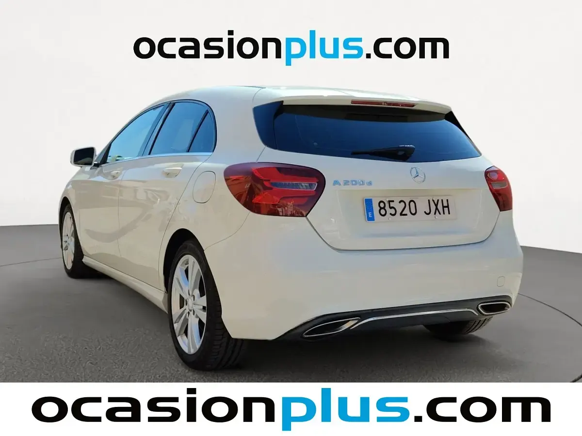Usado Mercedes A200 136 CV (100 kW) 2017 Blanco Utilitario