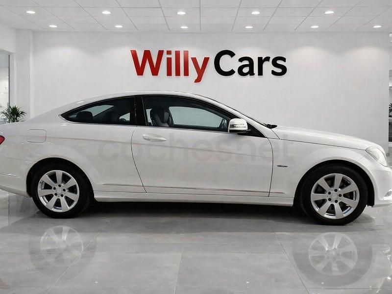 Usado Mercedes C180 156 CV (114 kW) 2012 Blanco Coupe