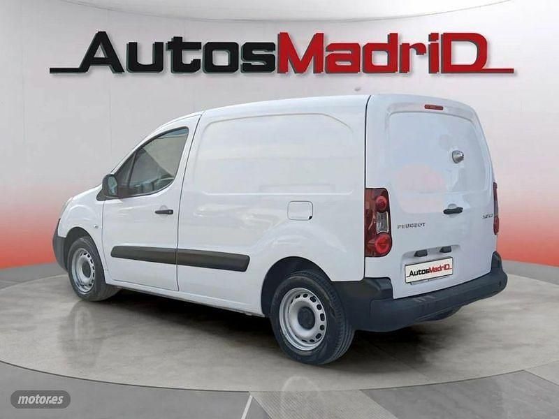 Usado Peugeot Partner 73 CV (53 kW) 2018 Blanco Monovolumen