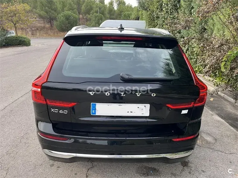 Usado Volvo XC60 Inscription 340 CV (250 kW) 2021 Negro SUV