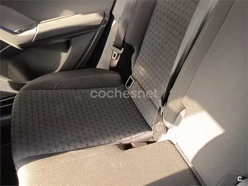 Usado VW T-Cross Advance 95 CV (69 kW) 2021 Blanco SUV