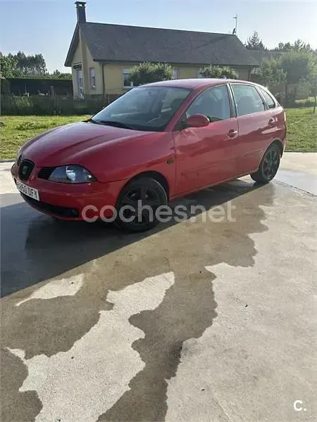 Usado Seat Ibiza Sport 64 CV (47 kW) 2005 Rojo Utilitario