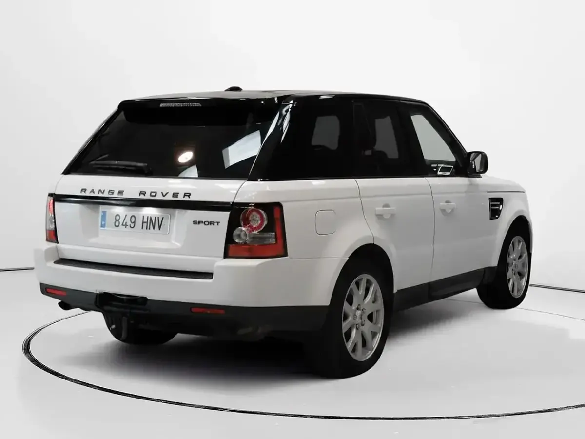 Begagnad Land Rover Range Rover HSE 256 HK (188 kW) 2013 Vit SUV