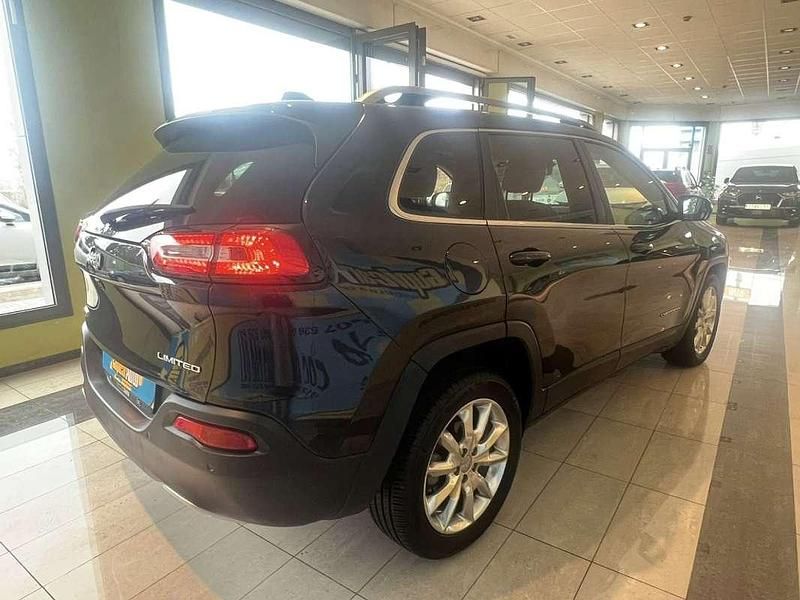 Usado Jeep Cherokee Limited 140 CV (102 kW) 2017 Negro SUV