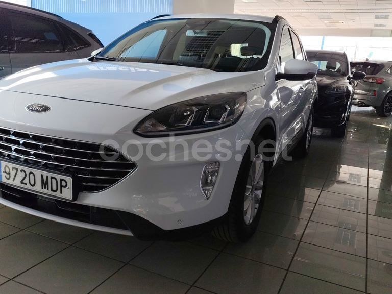 Blanco Usado 2023 Ford Kuga Titanium SUV | 25.900 € (Precio justo) - Imagen 1/3