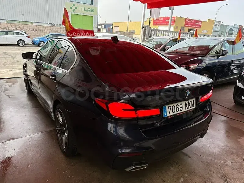 Usado BMW 520 Efficient Dynamics 190 CV (139 kW) 2018 Azul Berlina