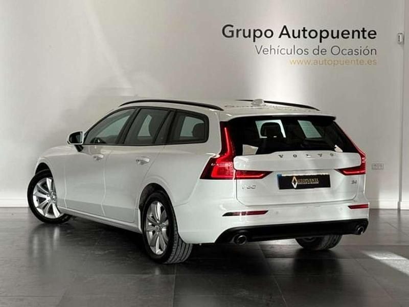 Usado Volvo V60 197 CV (144 kW) 2021 Blanco Familiar