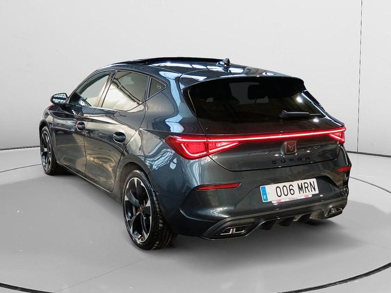 Usado Cupra Leon 150 CV (110 kW) 2023 Negro
