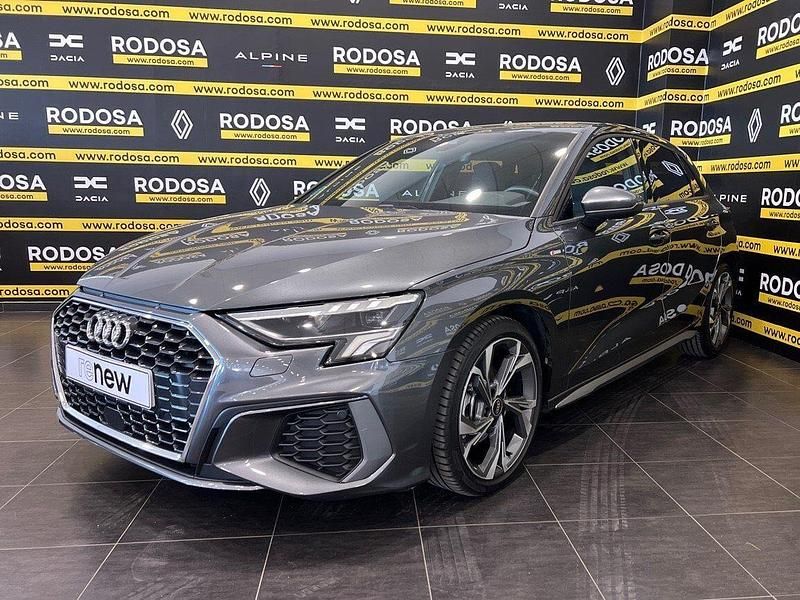 Usado Audi A3 S-Line 150 CV (110 kW) 2022 Gris Berlina