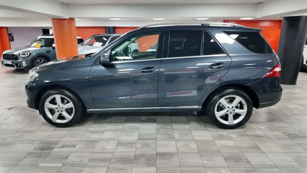 Usado Mercedes ML250 204 CV (150 kW) 2015 Gris SUV