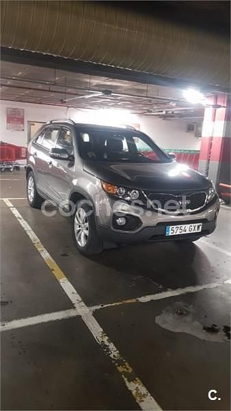 Beige Usado 2010 Kia Sorento SUV | 10.000 € (Precio justo) - Imagen 1/2