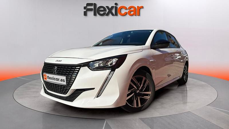 Usado Peugeot 208 Active 102 CV (75 kW) 2023 Blanco Utilitario