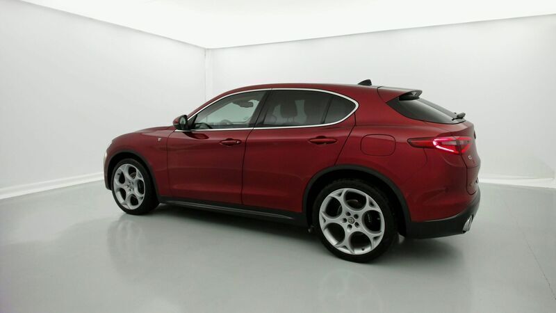 Usado Alfa Romeo Stelvio 210 CV (154 kW) 2022 Rosso gta SUV