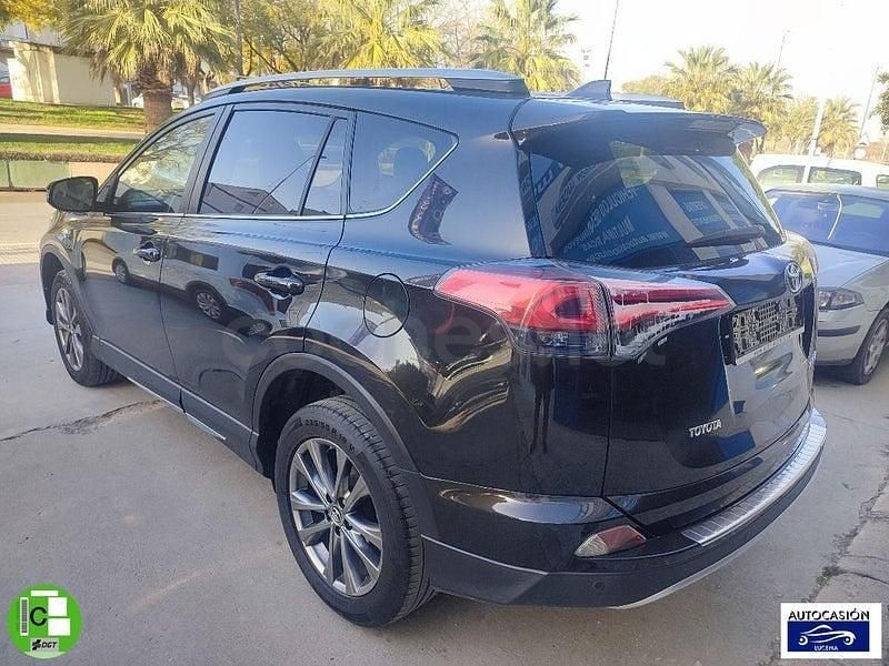 Usado Toyota RAV4 Executive 143 CV (105 kW) 2016 Marrón SUV