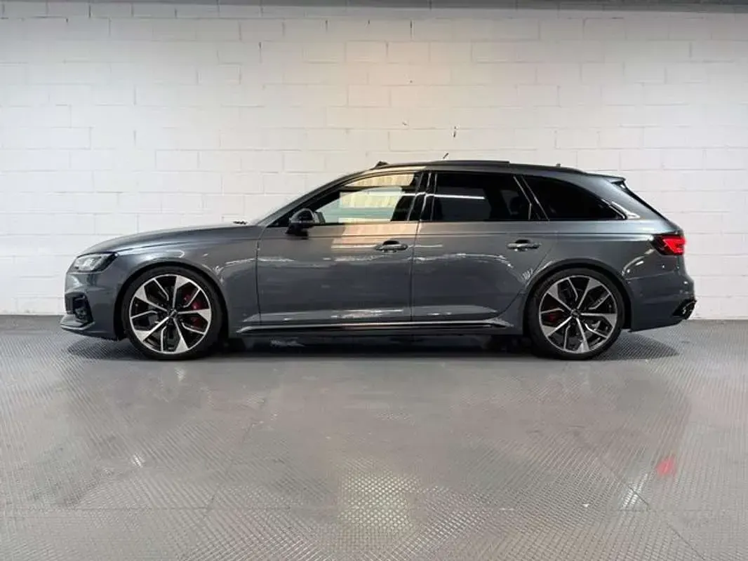 Usado Audi RS4 450 CV (330 kW) 2018 Gris Familiar