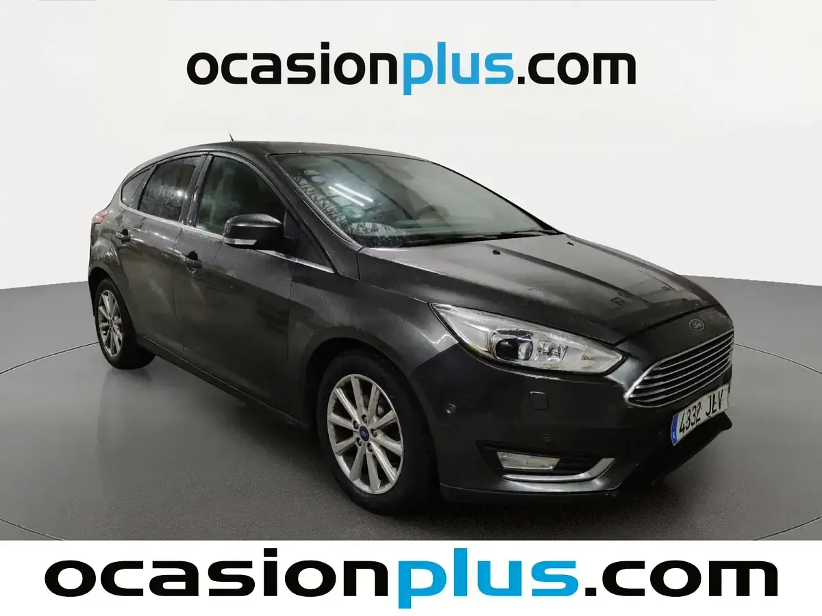 Begagnad Ford Focus Titanium 125 HK (91 kW) 2016 Grå