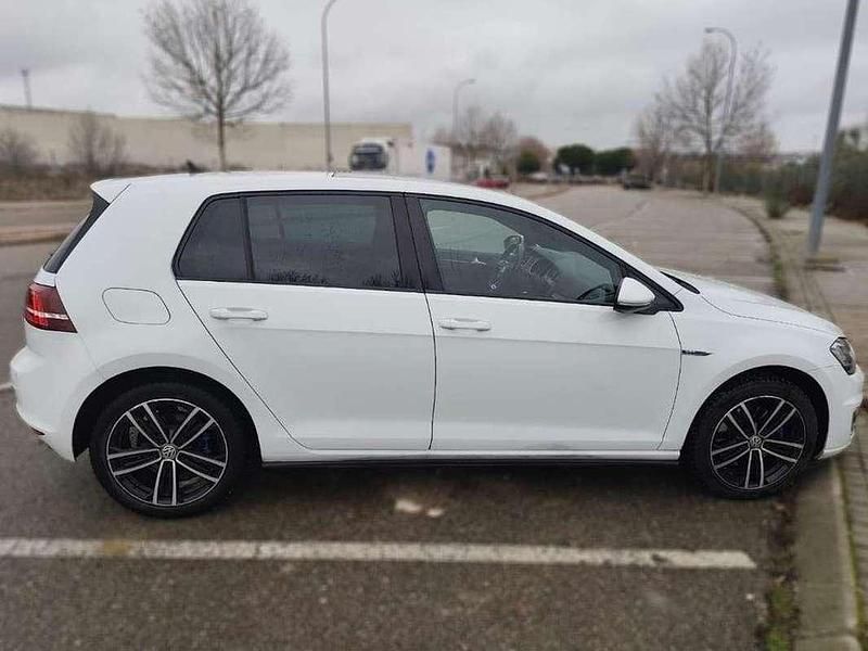 Usado VW Golf VII Advance 109 CV (80 kW) 2015 Blanco Utilitario