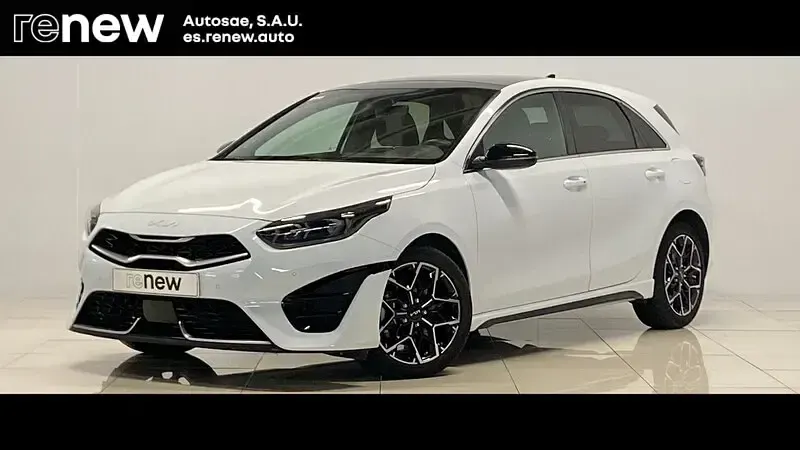 Usado Kia Ceed GT GT-Line 136 CV (100 kW) 2023 Blanco Berlina