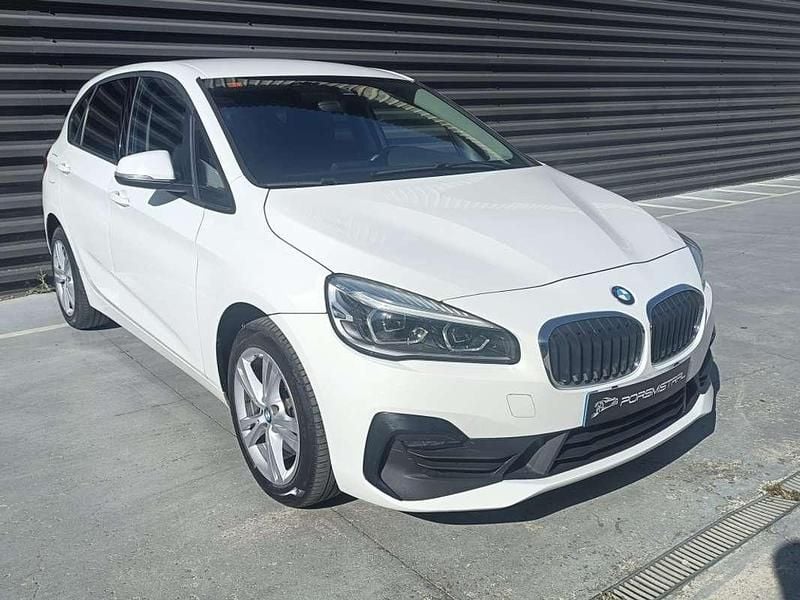 Usado BMW 218 Active Tourer 150 CV (110 kW) 2020 Blanco Monovolumen