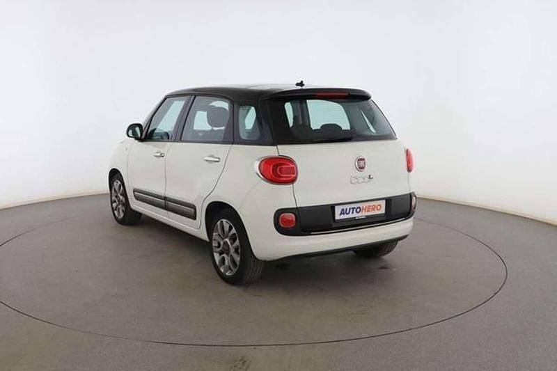 Usado Fiat 500L Lounge 106 CV (77 kW) 2015 Blanco Monovolumen