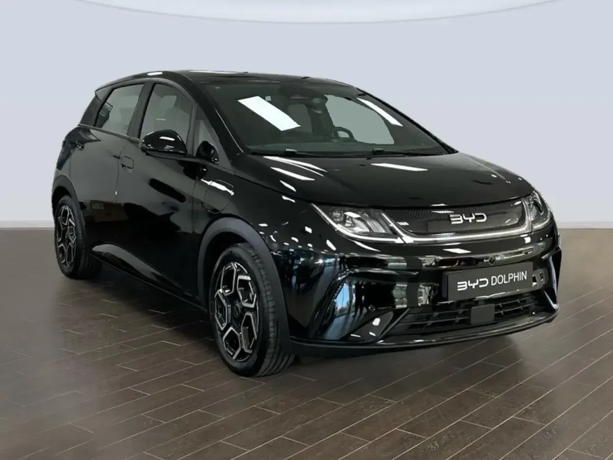Usado BYD Dolphin Comfort 150 kW (204 CV) 2025 Negro Utilitario