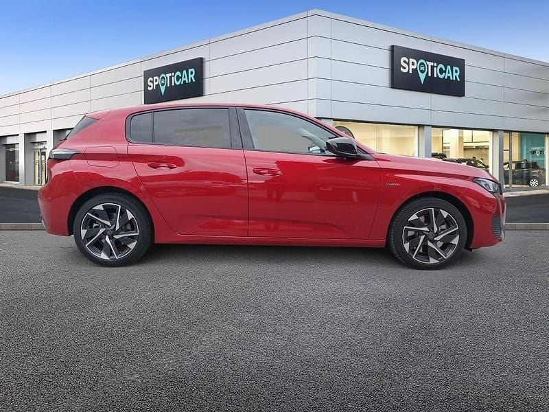 Usado Peugeot 308 Allure 180 CV (132 kW) 2023 Rojo Berlina