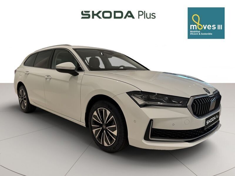 Blanco Nuevo 2025 Skoda Superb Selection Familiar | 42.300 € - Imagen 1/4
