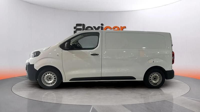 Usado Citroën Jumpy 120 CV (88 kW) 2024 Blanco Monovolumen