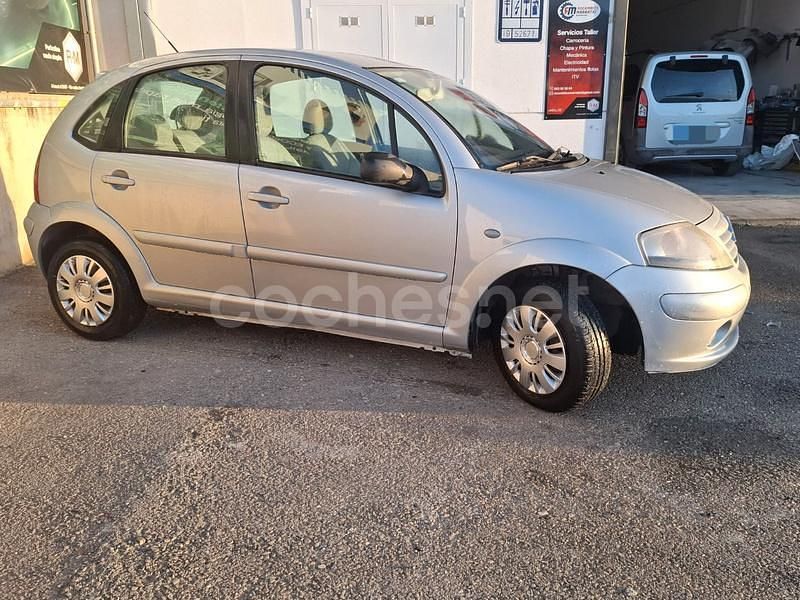 Usado Citroën C3 Exclusive 75 CV (55 kW) 2003 Gris / plata Berlina