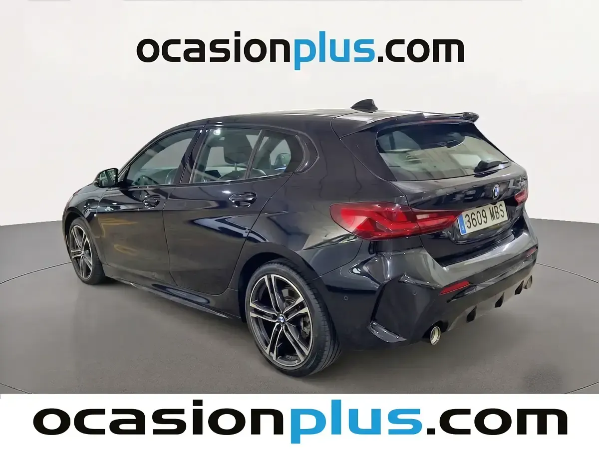 Usado BMW 120 178 CV (130 kW) 2022 Negro Berlina