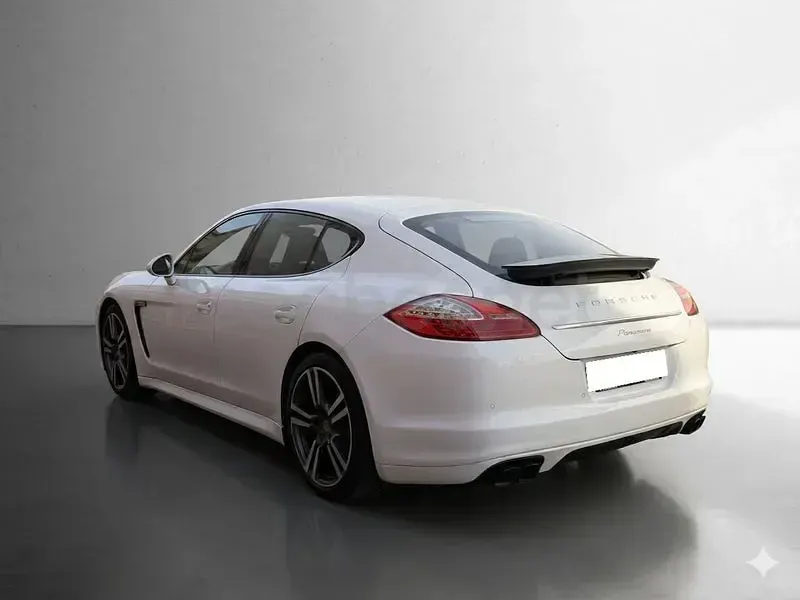 Käytetty Porsche Panamera 250 HP (183 kW) 2011 Valkoinen Viistoperä