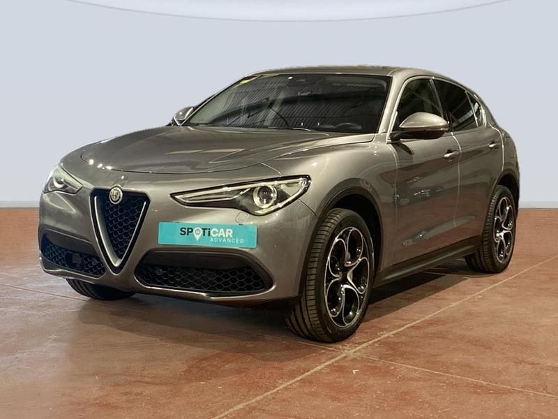Gris Usado 2019 Alfa Romeo Stelvio Executive SUV | 30.900 € (Caro) - Imagen 1/4
