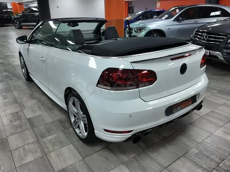 Usado VW Golf Cabriolet R 265 CV (194 kW) 2013 Blanco Descapotable