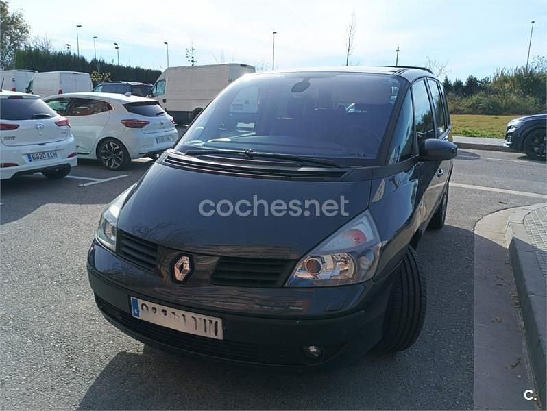Usado Renault Espace Privilege 150 CV (110 kW) 2004 Negro Monovolumen