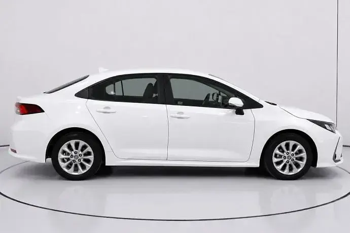 Usado Toyota Corolla Eco 140 CV (102 kW) 2023 Berlina