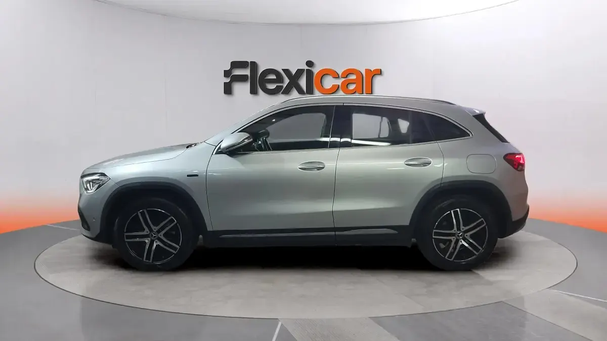 Usado Mercedes GLA250 218 CV (160 kW) 2020 Gris SUV