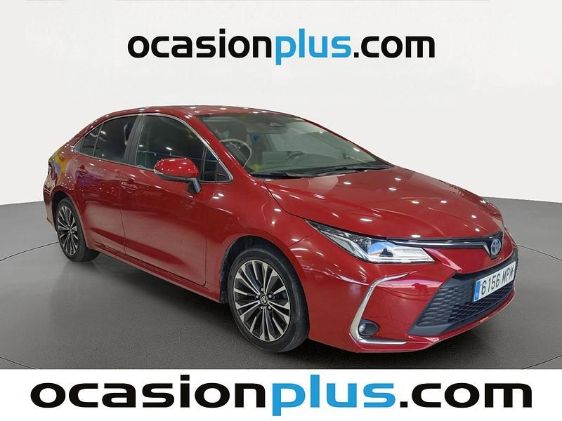 Usado Toyota Corolla Style 140 CV (102 kW) 2024 Rojo Berlina