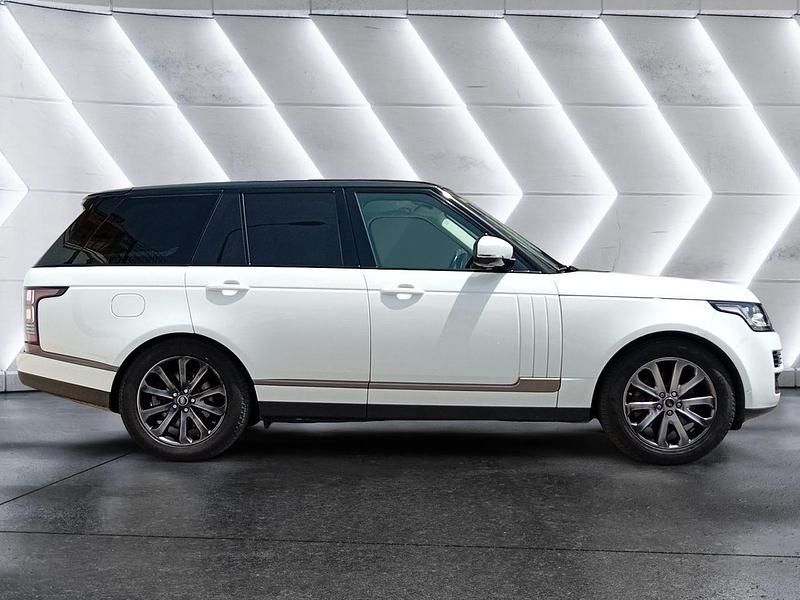Usado Land Rover Range Rover Vogue 258 CV (189 kW) 2014 Blanco metalizado SUV