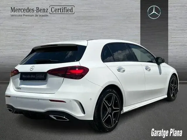 Usado Mercedes A200 150 CV (110 kW) 2025 Blanco polar