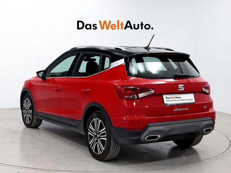 Usado Seat Arona FR 115 CV (84 kW) 2024 Negro SUV
