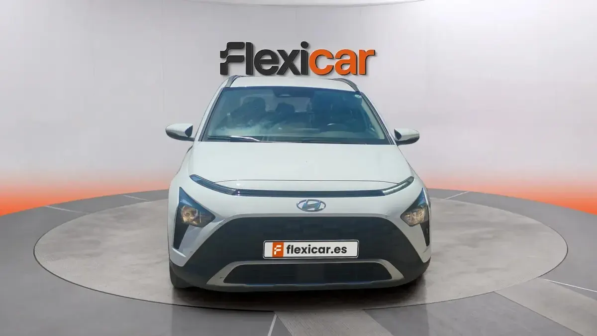 Usado Hyundai Bayon 101 CV (74 kW) 2022 Blanco SUV