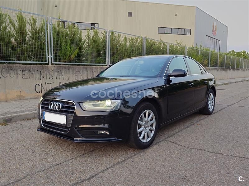 Negro Usado 2012 Audi A4 Berlina | 10.800 € (Precio justo) - Imagen 1/4
