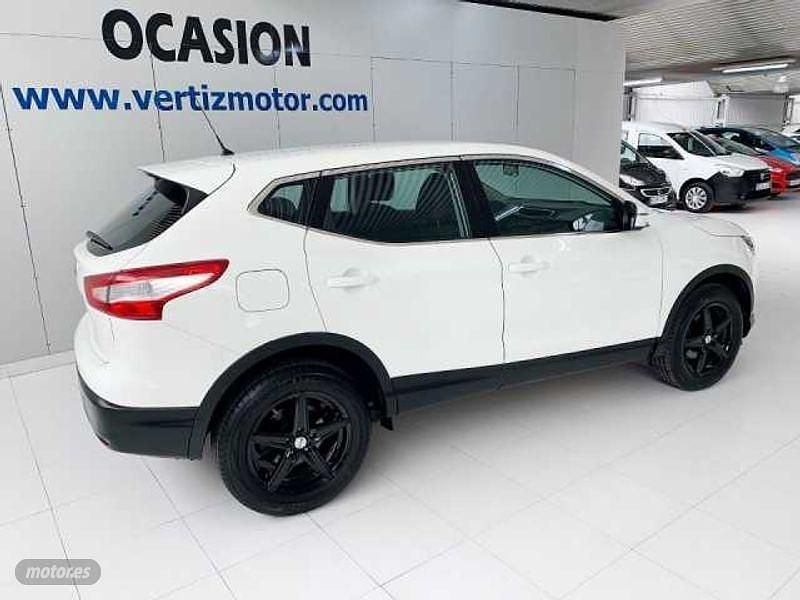 Usado Nissan Qashqai Visia 131 CV (96 kW) 2016 Blanco SUV